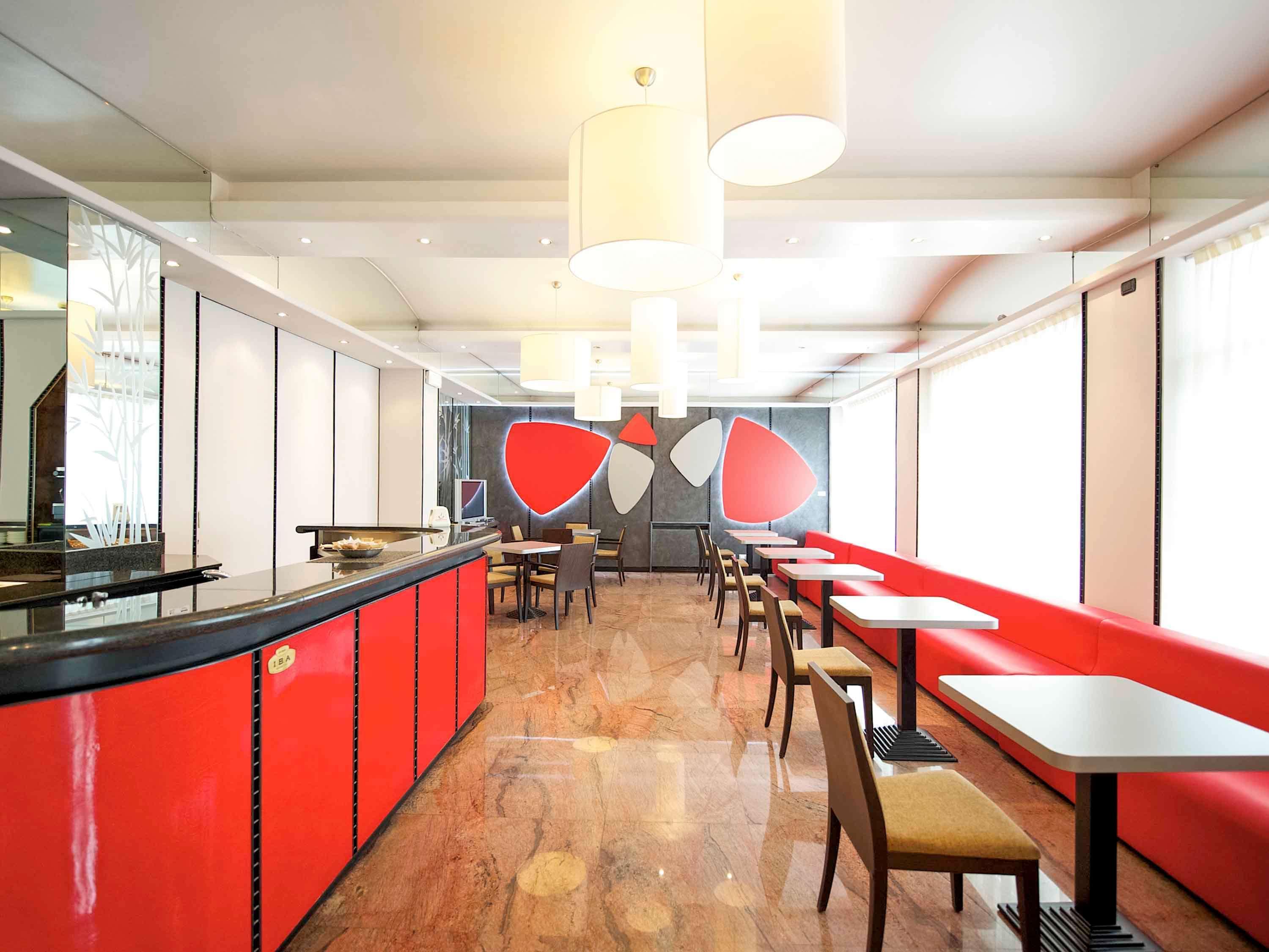 Ibis Styles Parma Toscanini Esterno foto
