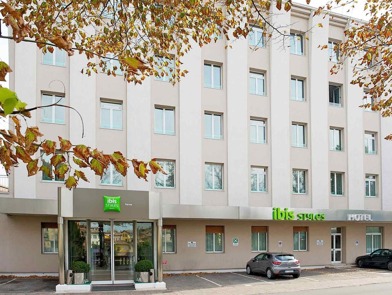 Ibis Styles Parma Toscanini Esterno foto