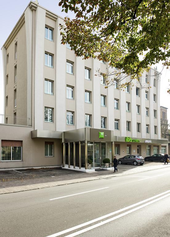 Ibis Styles Parma Toscanini Esterno foto