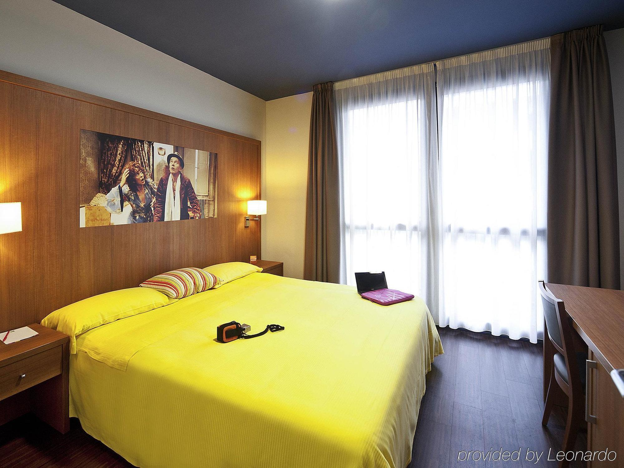 Ibis Styles Parma Toscanini Esterno foto